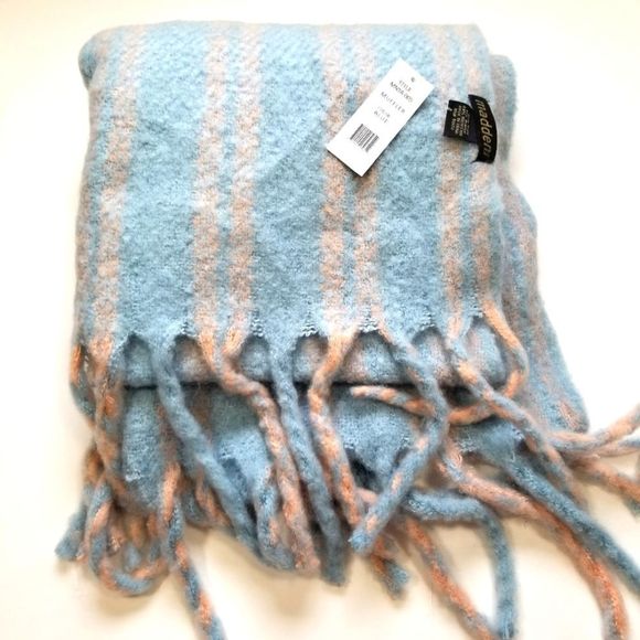 Steve Madden Accessories - 𝅺NWT Madden NYC Blanket Scarf "Muffler" Extra Big & Cozy